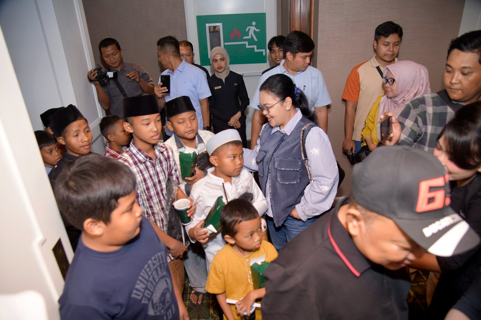 Wali Kota Semarang Agustina Berbagi Kebahagiaan Bersama Anak Yatim Lewat Nobar Children of Heaven