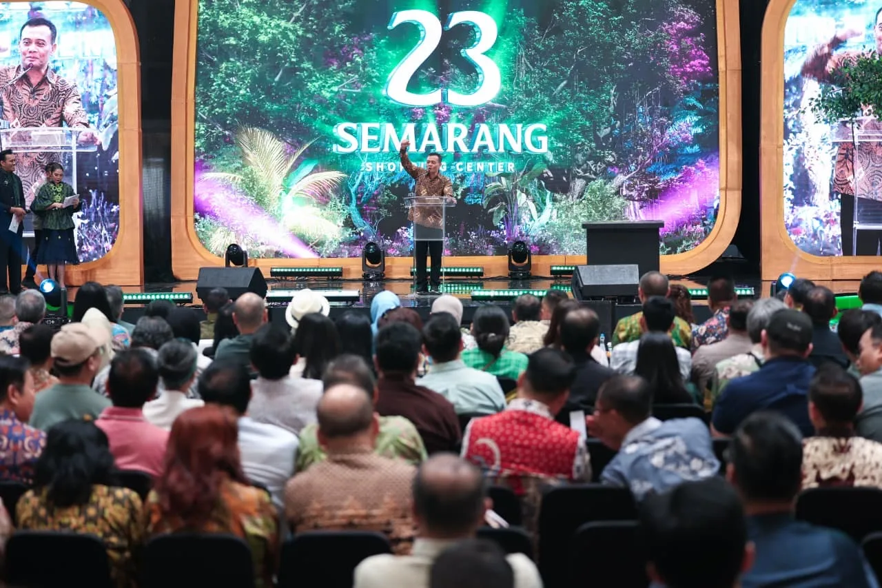 Ahmad Luthfi Resmikan 23 Semarang Shopping Center