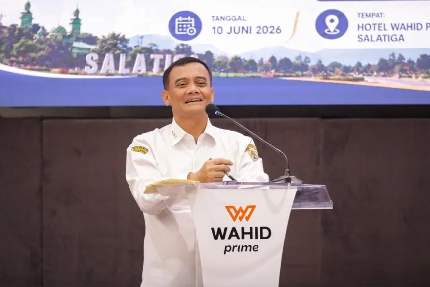 Gubernur Jateng Ahmad Luthfi minta daerah memetakan potensi ekonomi kreatif untuk memperkuat promosi dan daya saing produk lokal.