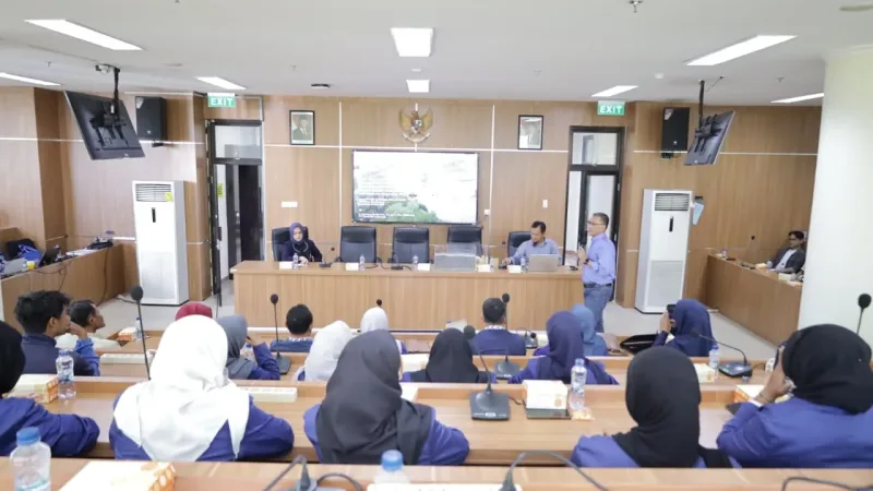 USM bersama Geoforce Indonesia menggelar kuliah umum geoteknik untuk membahas teknologi perbaikan tanah dan perkuatan lereng.