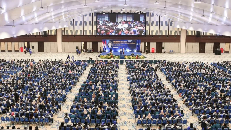 Perkuat Kecamatan Berdaya, Luthfi Terjunkan 4.620 Mahasiswa Undip