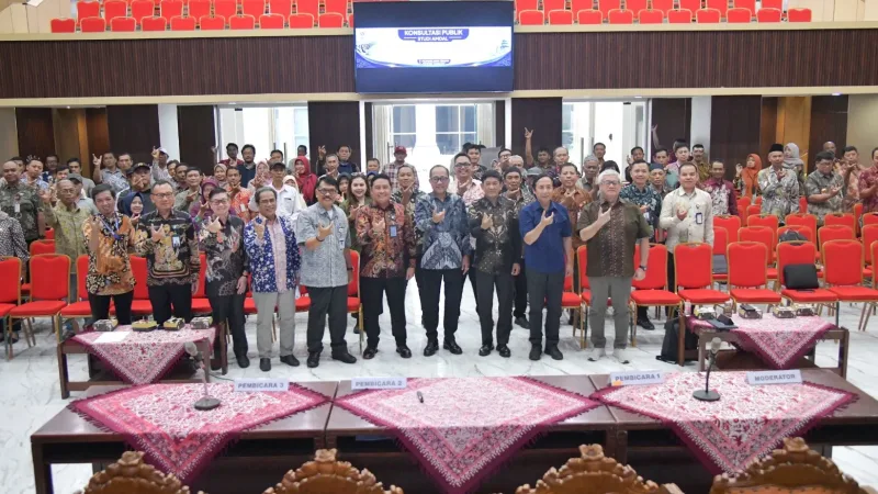 Wali Kota Agustina Dukung Tanggul Laut Teluk Semarang untuk Atasi Rob Pesisir
