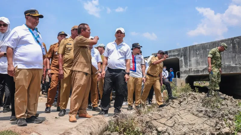 Bantu Petani Demak Tanam Tiga Kali Setahun, Ahmad Luthfi Pastikan Normalisasi Irigasi