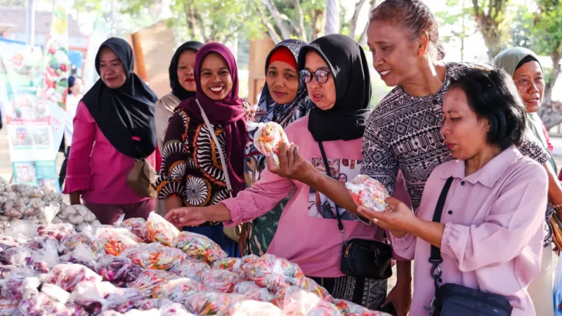 Jaga Keterjangkauan Harga Bahan Pokok, Jateng Gelar 1.724 Gerakan Pangan Murah