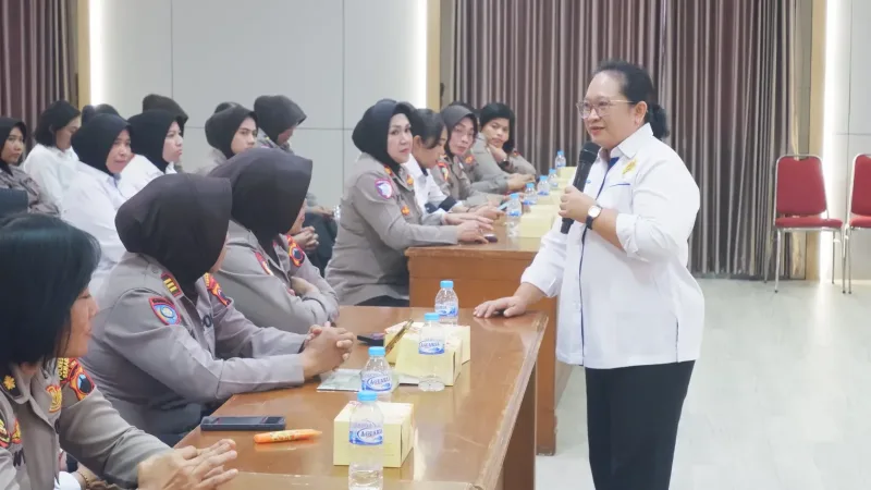 Bangun Kepercayaan Diri, Dosen Psikologi USM Latih Polwan Semarang