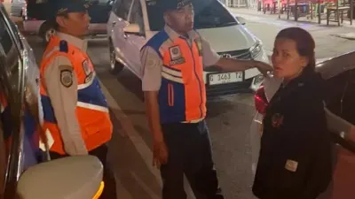Viral Jukir Simpang Lima Tarik Rp10 Ribu, Dishub Beri Teguran
