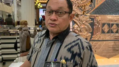 DPU Semarang Benahi Drainase Jalan Gajah, PKL Diminta Tak Lagi Menutup Saluran Air