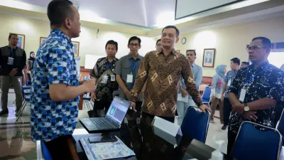Ahmad Luthfi Apresiasi Petugas SPMB yang Tetap Siaga Layani Masyarakat