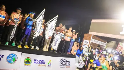 1.500 Pelari Jajal Rute Gua dan Pantai di Kebumen Geopark Trail Run