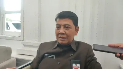 Disdukcapil Semarang Klarifikasi Viral Pegawai Diduga Main Game
