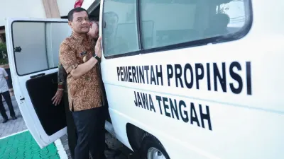 Luthfi Luncurkan Logis, Warga Jateng Kini Bisa Konsultasi Psikolog