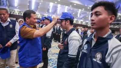 Perkuat Kecamatan Berdaya, Luthfi Terjunkan 4.620 Mahasiswa Undip