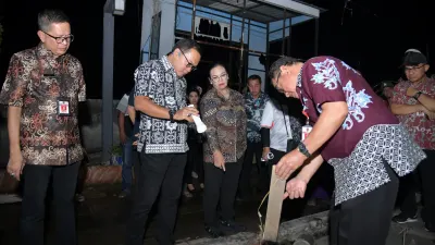 Tinjau Tambak Lorok, Wali Kota Agustina Siapkan Solusi Atasi Rob