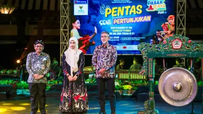 Banjir Karya Seni! Pasar Raya Jateng 2026 Resmi Dibuka di Solo