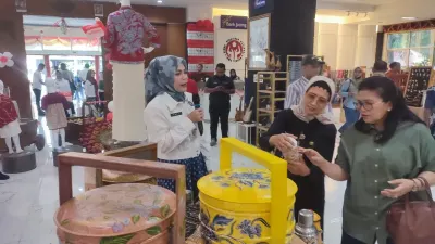 D’Store Masuk Rute Bus Wisata Semarang, UMKM Jateng Makin Mudah Dikenal