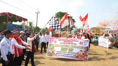 Agustina Larut dalam Semangat Budaya dan Gotong Royong Warga Semarang