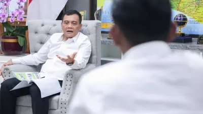 Gubernur Luthfi Dorong Koperasi Buruh Jadi Pengungkit Kesejahteraan Pekerja Jateng