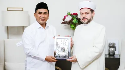 Taj Yasin Buka Peluang Santri Jateng Raih Beasiswa Dalami Hadis di Turki