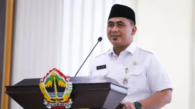 Puluhan Santri Karanganyar Dalami Kepemimpinan Bersama Wagub Jateng Taj Yasin di Semarang