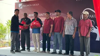 Pakuwon Mall Semarang Salurkan 750 Paket Sembako, Perkuat Silaturahmi dengan Warga