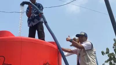 USM Bantu Toren dan Air Bersih untuk Warga Ngrombo Sragen yang Dilanda Kekeringan