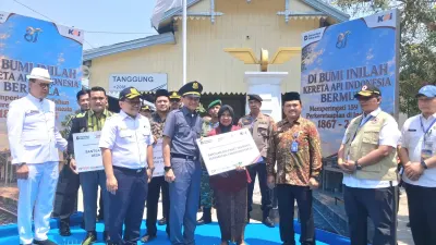 Rayakan HUT ke-81, KAI Bantu Warga Sekitar Stasiun Tanggung dan Kedungjati