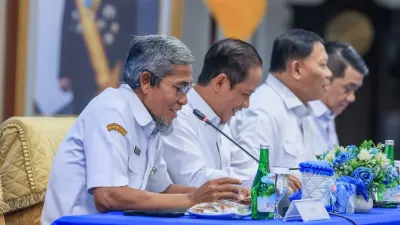 Pemprov Jateng perkuat distribusi ikan segar ke wilayah tengah untuk mendorong konsumsi ikan, mendukung gizi, dan memperkuat ekonomi daerah.