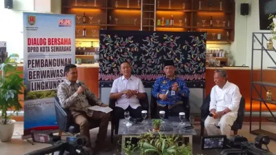 Kebakaran TPA Jatibarang Jadi Sorotan, Gas Metana dan Sampah Tak Terkelola