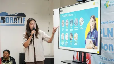 PLN Icon Plus Perkuat Pembelajaran Siswa TJKT Muhammadiyah Imogiri lewat Industri