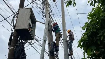 PLN Icon Plus Perapihan Kabel di Majenang untuk Jaga Kualitas Infrastruktur Jaringan
