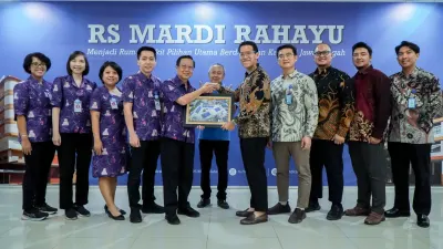 PLN Icon Plus Perluas Energi Hijau melalui PLTS Atap 416 kWp di RS Mardi Rahayu Kudus