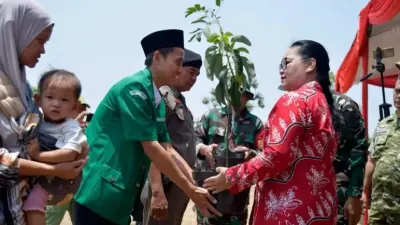 Agustina Gandeng TNI dan Warga, TMMD Sasar Jalan hingga Rumah Warga Penggaron Kidul