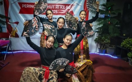 Tari Pacu Jalur Meriahkan Resepsi Peringatan HUT Kemerdekaan ke-80 RI Warga RT 05 RW 10 Gedawang