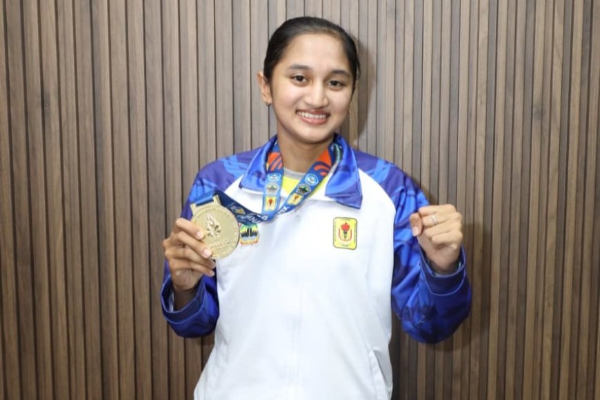 Mahasiswi Baru USM Rifda Safinatun Naja Sumbang Emas di POMNAS 2025