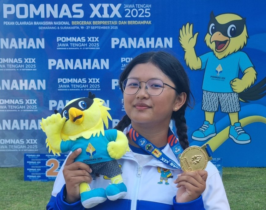 Lintang Ayoeda, Mahasiswi USM Raih Emas Panahan di POMNAS XIX 2025
