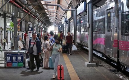 Naik Kereta ke Batang? Cek 5 Destinasi Wisata Dekat Stasiun yang Wajib Dikunjungi