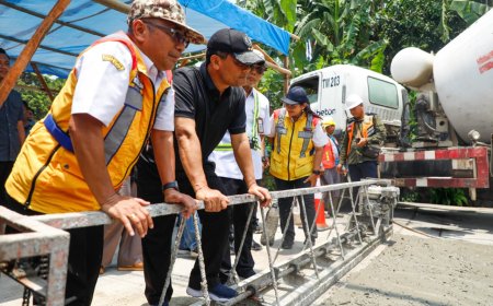 Gubernur Ahmad Luthfi Tinjau Perbaikan Jalan Weleri–Patean, Ditarget Rampung Akhir 2025