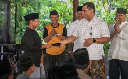 Menjelang Hari Santri 2025, Gus Yasin Ikut Ro’an di Pesantren Kendal