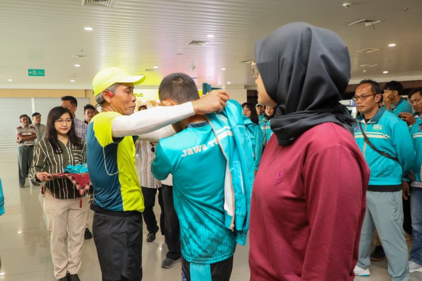 Sekda Jateng Lepas Kontingen Pornas Korpri 2025, Tekankan Integritas dan Sportivitas