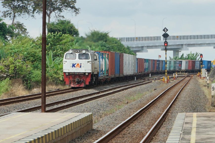 KAI Daop 4 Semarang Angkut 28 Ribu Ton Barang pada September 2025