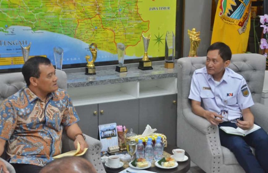 Pemprov Jateng–PT KAI Siapkan Dry Port dan Transportasi Penumpang Terpadu