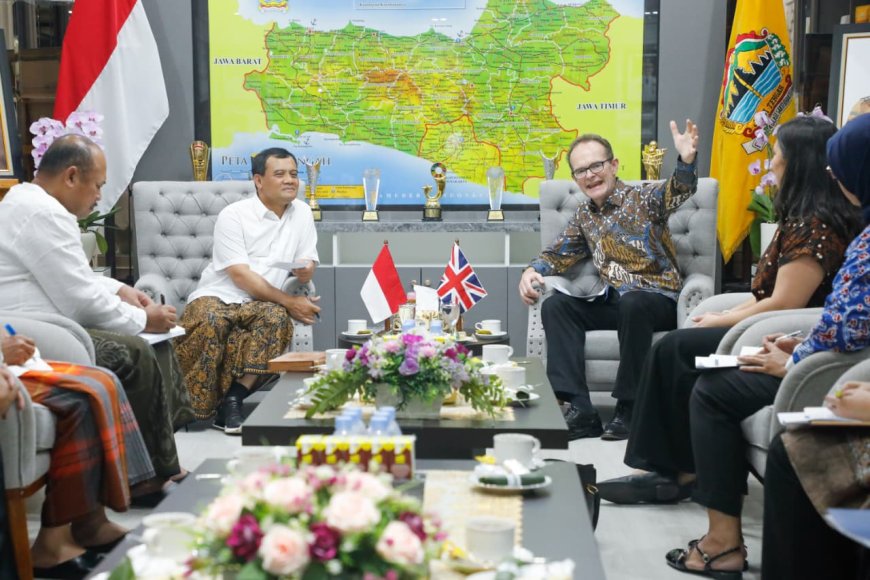 Dubes Inggris dan Gubernur Jateng Bahas Kerja Sama Industri Hijau hingga Pendidikan