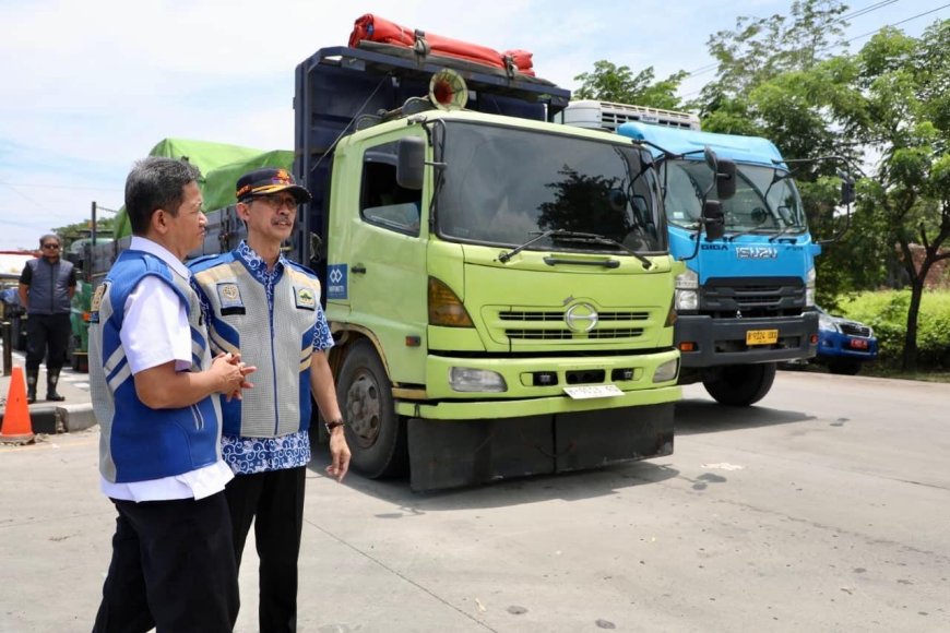 Jalur Pantura Demak–Semarang Mulai Lancar, Pemprov Jateng dan Polisi Atur Arus di Titik Banjir