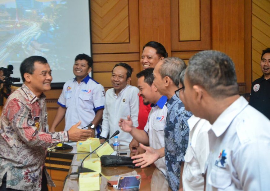 Ahmad Luthfi Serap Aspirasi Buruh Jateng Soal UMP dan UMSP 2025