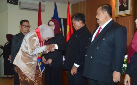 Fakultas Hukum USM Lepas Lulusan ke-74, Harapkan Jadi Agen Perubahan di Masyarakat