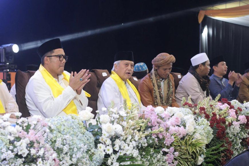 Ribuan Warga Padati ,Golkar Jateng Bersholawat, di Purworejo