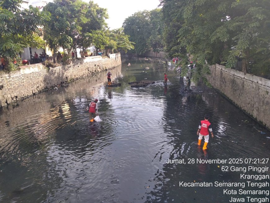 Resik-Resik Kali, Pemkot Semarang Antisipasi Musim Hujan dan Genangan Air