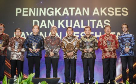 Pemprov Jateng Raih Penghargaan Layanan Kesehatan Terbaik Nasional 2025