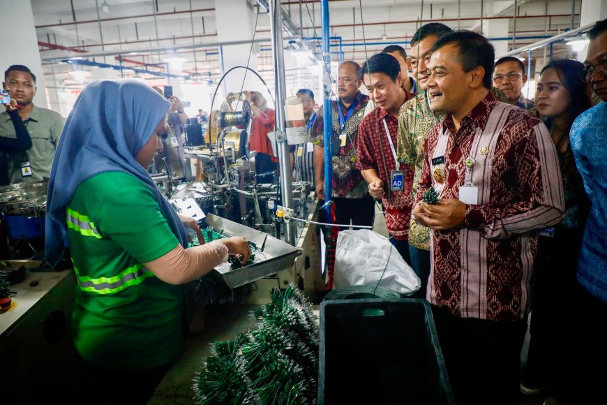 Refleksi Ekonomi Jawa Tengah 2025: Pertumbuhan Melesat, Investasi Bergairah