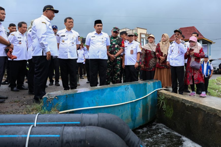Pemprov Jateng Operasikan Pompa Air Tenaga Surya di Demak untuk Atasi Rob